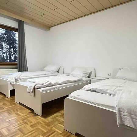 Sad502 - Komfortable Monteurwohnung Schwandorf in Bayern